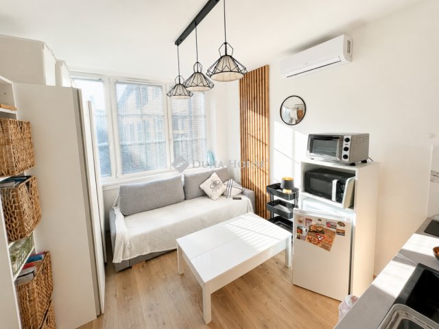 Eladó téglalakás, Budapesten, XXI. kerületben 22.5 M Ft
