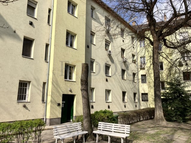 Eladó téglalakás, Budapesten, IX. kerületben 46.9 M Ft, 1 szobás