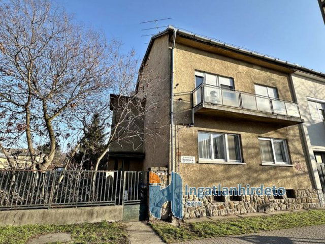 Eladó családi ház, Budapesten, IV. kerületben 190 M Ft, 7 szobás