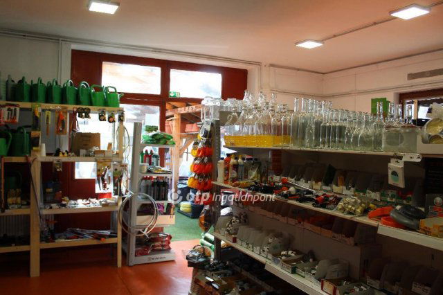 Eladó téglalakás, Pápán 269 M Ft, 4 szobás