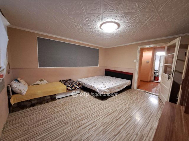 Eladó családi ház, Tiszaörsön 8.5 M Ft, 2 szobás