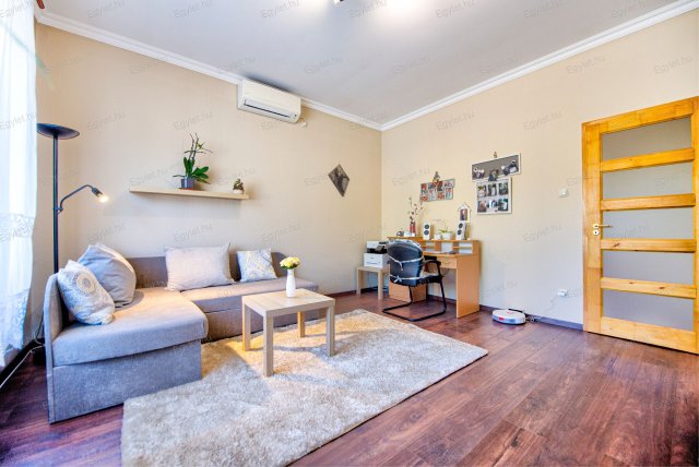 Eladó családi ház, Budapesten, XVIII. kerületben 87.5 M Ft