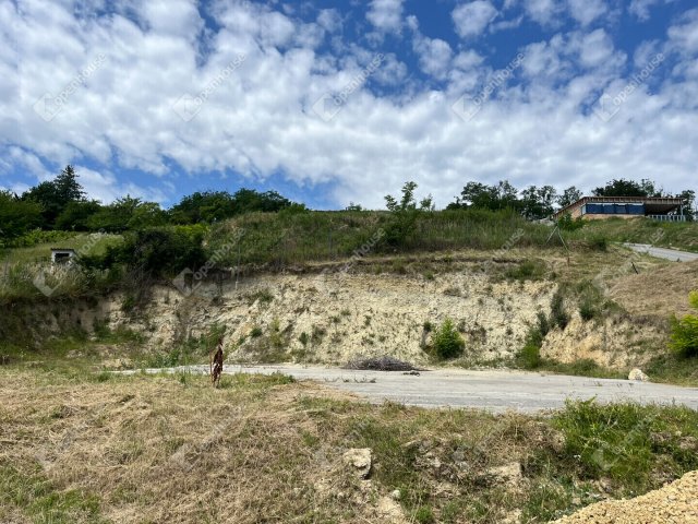 Eladó telek, Győrújbaráton 57.5 M Ft / költözzbe.hu