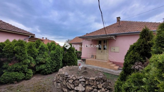 Eladó családi ház, Jászberényben 44.9 M Ft, 4 szobás
