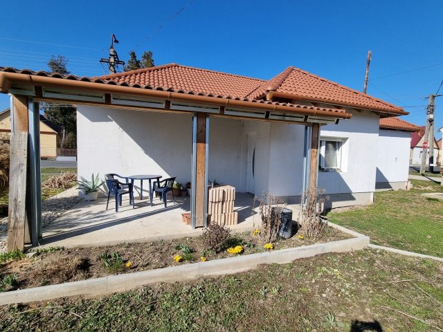 Eladó családi ház, Pókaszepetken 44.9 M Ft, 3 szobás