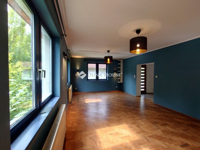 Eladó családi ház, Dunakeszin, Lilla utcában 134.9 M Ft