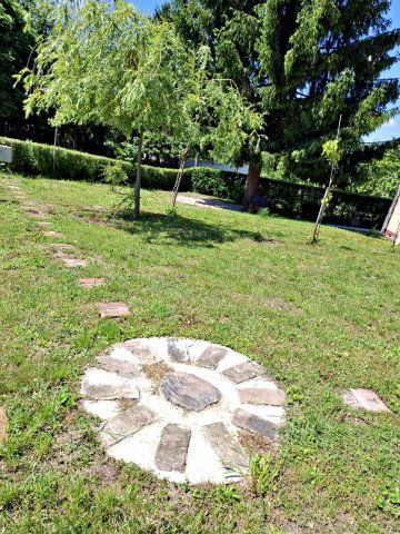 Eladó családi ház, Göllén 29.9 M Ft, 2 szobás
