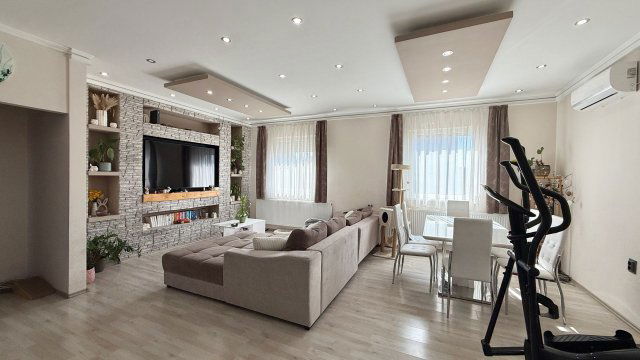 Eladó családi ház, Debrecenben 89.9 M Ft, 3 szobás
