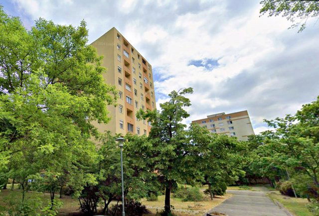 Kiadó panellakás, albérlet, Budapesten, XV. kerületben, 3 szobás