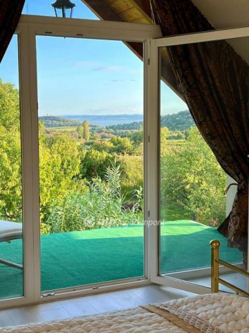 Eladó családi ház, Felsőörsön 119 M Ft, 2+1 szobás