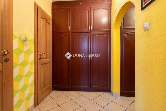 Eladó panellakás, Budapesten, XIX. kerületben 67 M Ft, 3 szobás