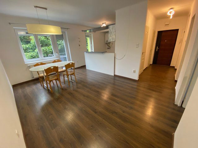 Eladó téglalakás, Komlón 33.9 M Ft, 1+1 szobás