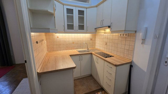 Kiadó téglalakás, albérlet, II. kerületben, Forint utcában