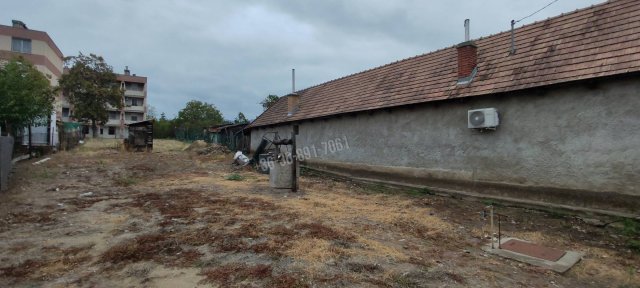 Eladó telek, Pásztón, Nagymező utcában 10 M Ft