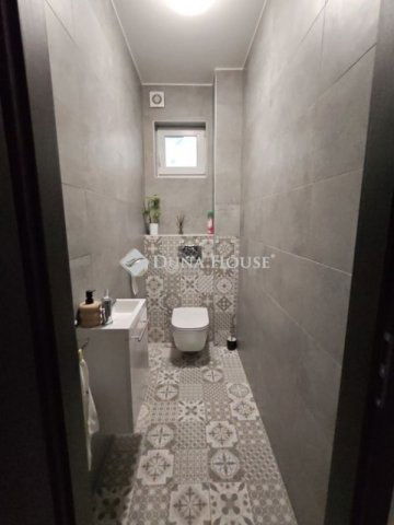 Eladó téglalakás, Halásztelken 94.9 M Ft, 5 szobás