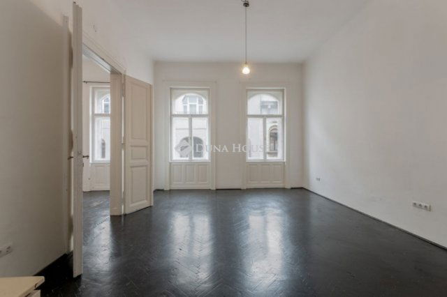 Eladó téglalakás, Budapesten, VII. kerületben 115 M Ft, 3 szobás