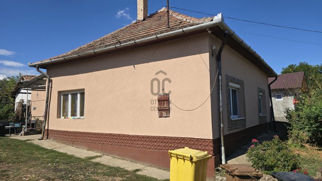 Eladó családi ház, Tiszafüreden 38 M Ft, 3 szobás
