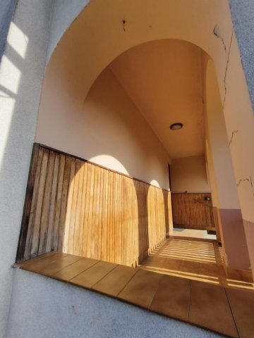 Eladó családi ház, Tápszentmiklóson 54.9 M Ft, 4 szobás