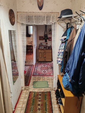 Eladó családi ház, Kunszentmártonban 15 M Ft, 2 szobás