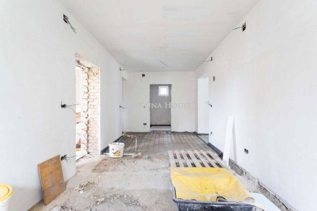 Eladó családi ház, Mosonmagyaróváron 64.9 M Ft, 4 szobás