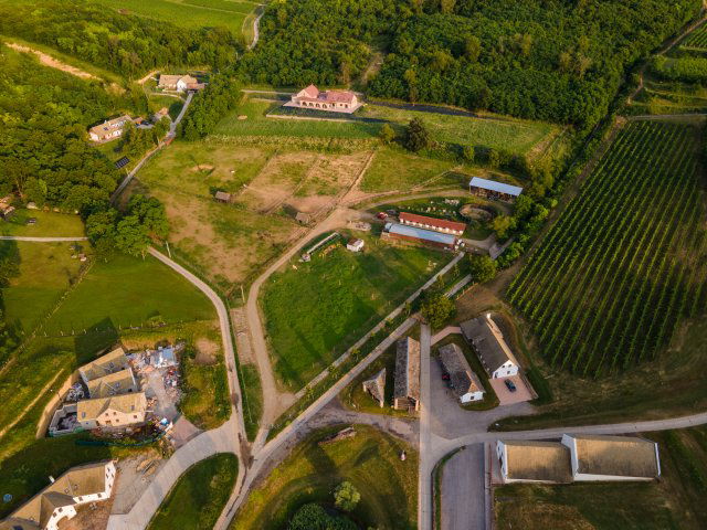 Eladó mezogazdasagi ingatlan, Szekszárdon 80 M Ft