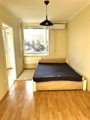 Eladó téglalakás, Pécsett 59.9 M Ft, 2 szobás