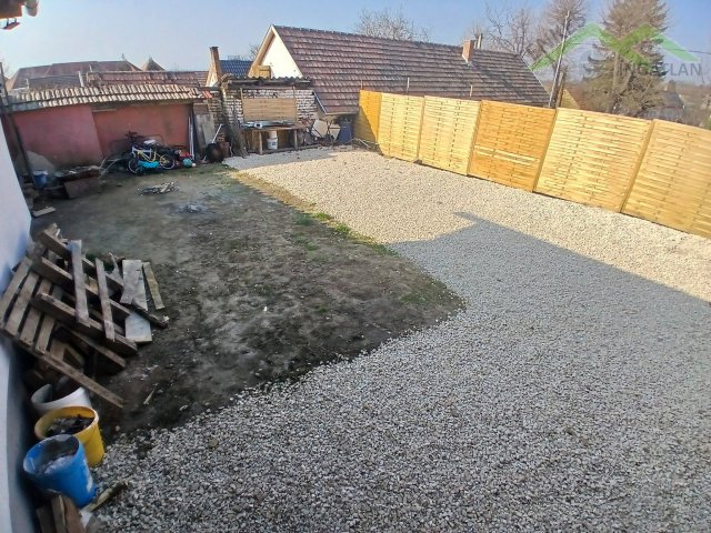 Eladó családi ház, Siklóson 54.311 M Ft, 3 szobás