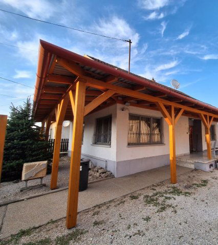 Eladó családi ház, Zalaszentgróton 43.815 M Ft, 3 szobás