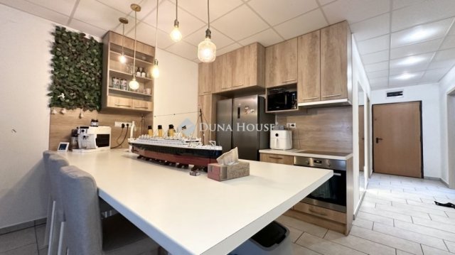 Eladó téglalakás, Budapesten, XI. kerületben 184.9 M Ft