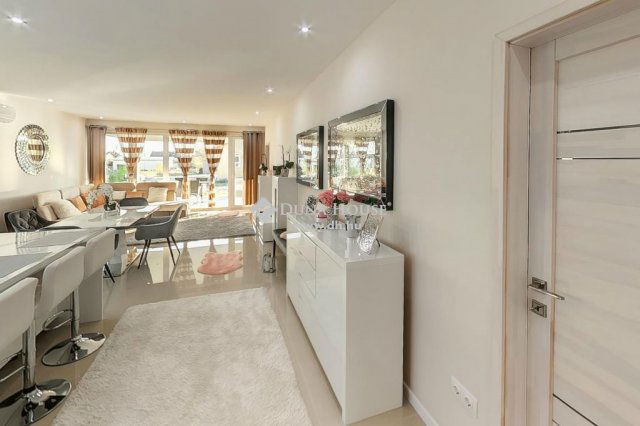 Eladó családi ház, Kecskeméten 103.9 M Ft, 4 szobás