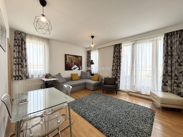 Eladó téglalakás, Budapesten, VI. kerületben 140.4 M Ft