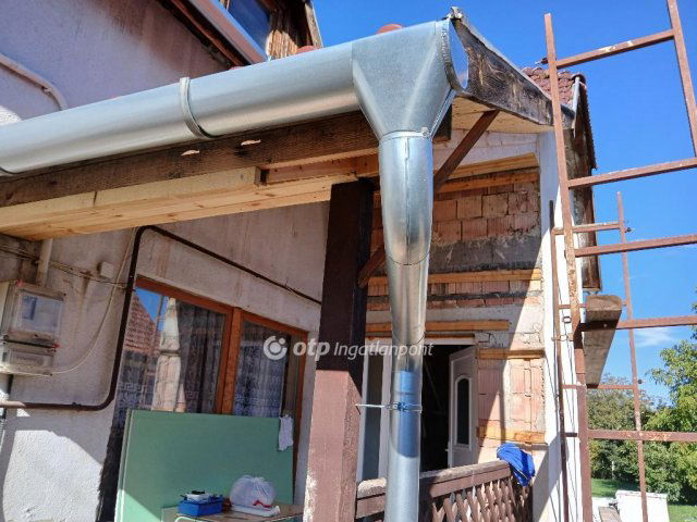 Eladó családi ház, Hatvanban 62 M Ft, 5 szobás