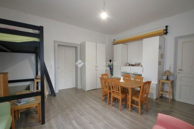 Eladó téglalakás, Szombathelyen 44.9 M Ft, 3 szobás