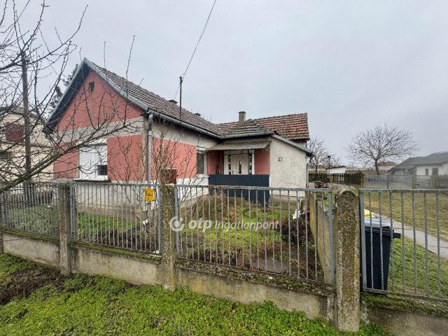 Eladó családi ház, Monostorpályin 25 M Ft, 2 szobás