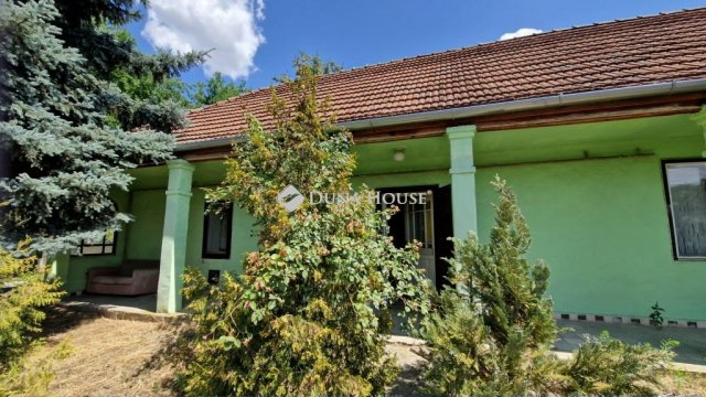 Eladó családi ház, Tóalmáson 24.9 M Ft, 1 szobás