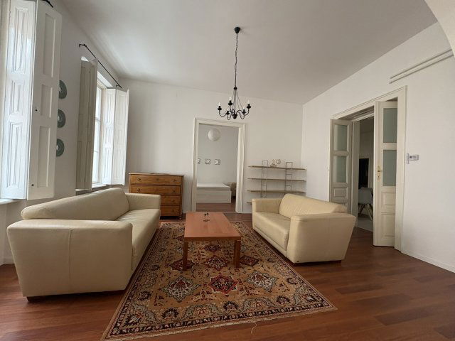 Kiadó téglalakás, albérlet, Budapesten, VIII. kerületben