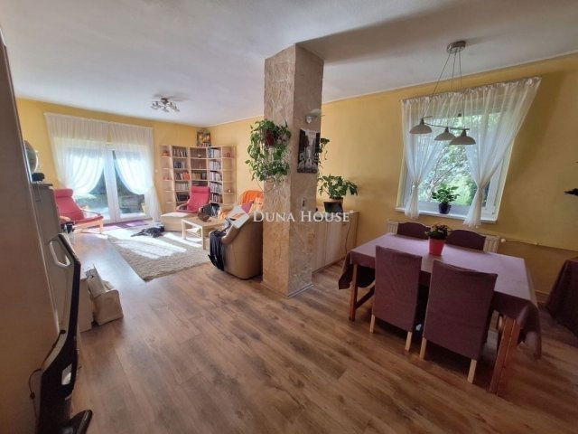 Eladó ikerház, Budapesten, II. kerületben 165 M Ft, 3 szobás