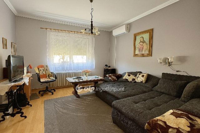 Eladó családi ház, Füzesabonyban 33 M Ft, 2+1 szobás