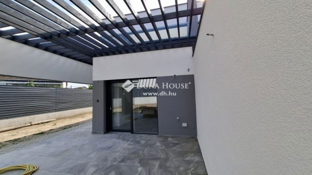 Eladó ikerház, Budapesten, XXI. kerületben 179.9 M Ft, 4 szobás