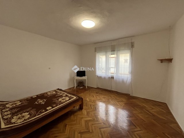 Eladó családi ház, Zalalövőn 34.99 M Ft, 3 szobás