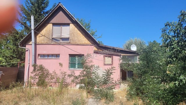 Eladó családi ház, Pilisen 13.8 M Ft, 2 szobás