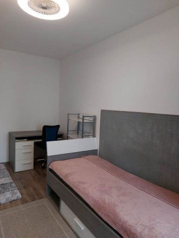 Eladó téglalakás, Debrecenben 97.79 M Ft, 4 szobás