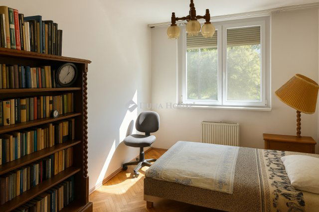 Eladó téglalakás, Kecskeméten 34 M Ft, 3 szobás