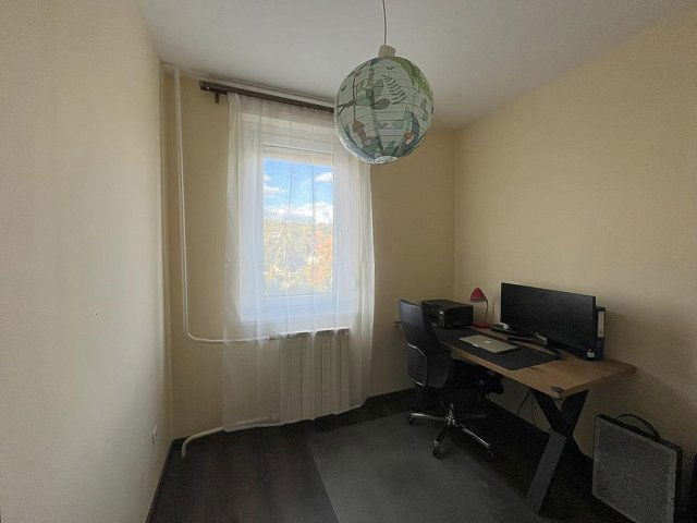 Eladó panellakás, Budapesten, III. kerületben 71.9 M Ft