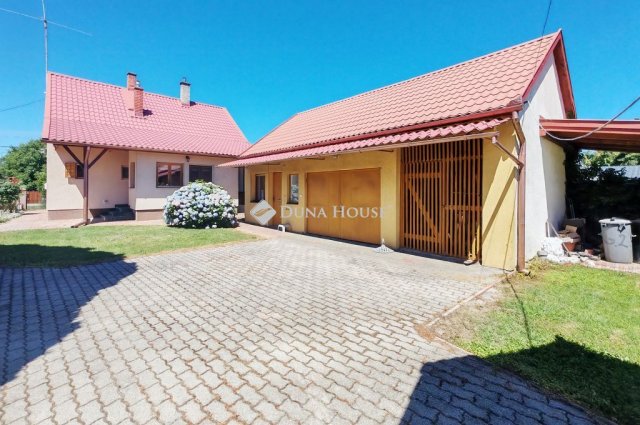 Eladó családi ház, Csurgón 48 M Ft, 3 szobás