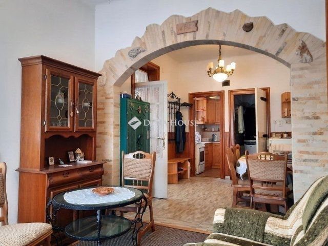 Eladó családi ház, Budapesten, XVIII. kerületben 134.9 M Ft