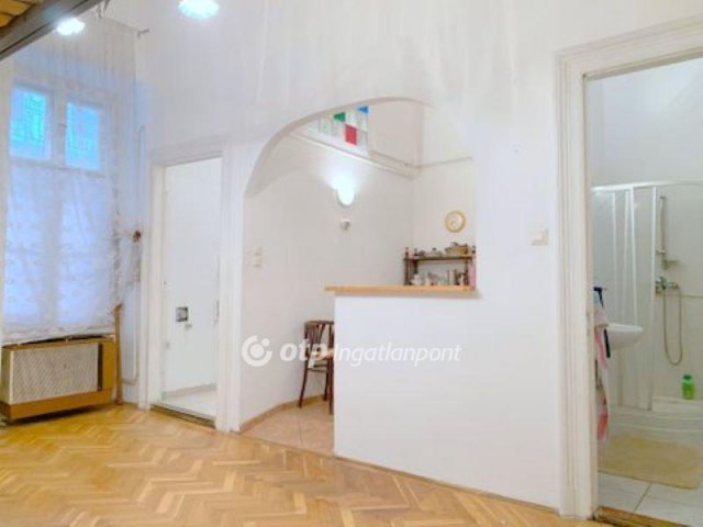 Eladó téglalakás, Budapesten, VII. kerületben 53.9 M Ft