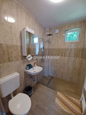 Eladó családi ház, Balatonkeresztúron 149.99 M Ft, 3 szobás