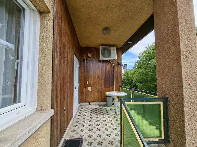 Eladó családi ház, Budapesten, XV. kerületben 79.9 M Ft