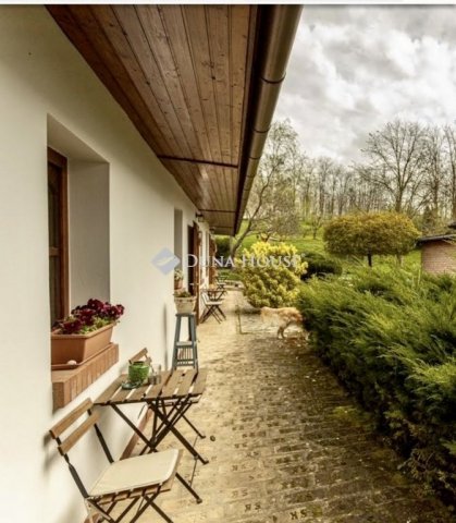 Eladó hotel, Pócsán 110 M Ft, 3 szobás / költözzbe.hu